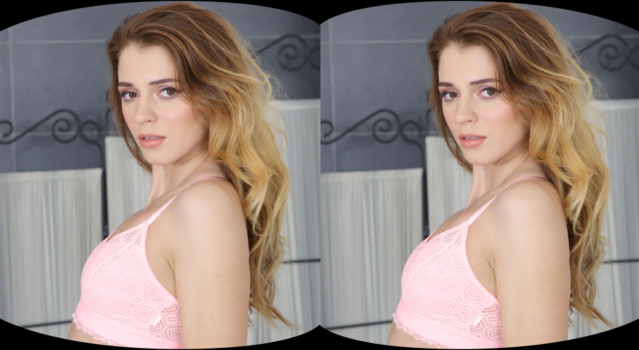 Talented fingers in shaved pussy thumb main