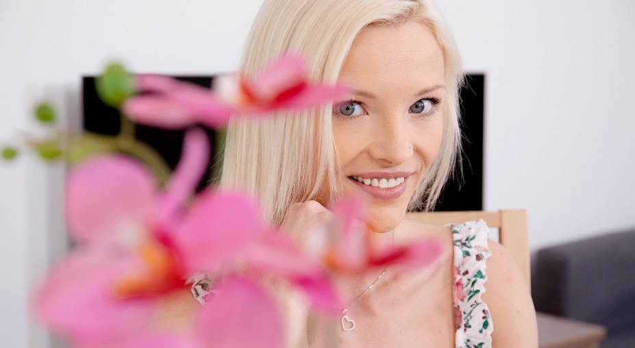 Home alone and satisfied thumb main